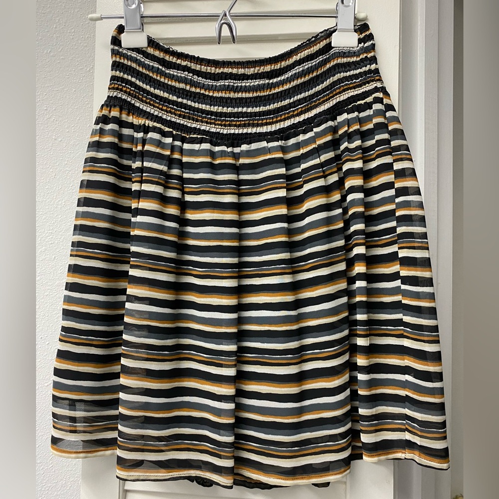 🤎🖤Old Navy • black & brown • striped skirt • XS